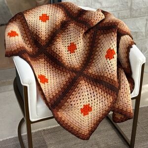 Handmade  Granny Square Lap Knit Crochet Afghan Throw Blanket 64” x 32”